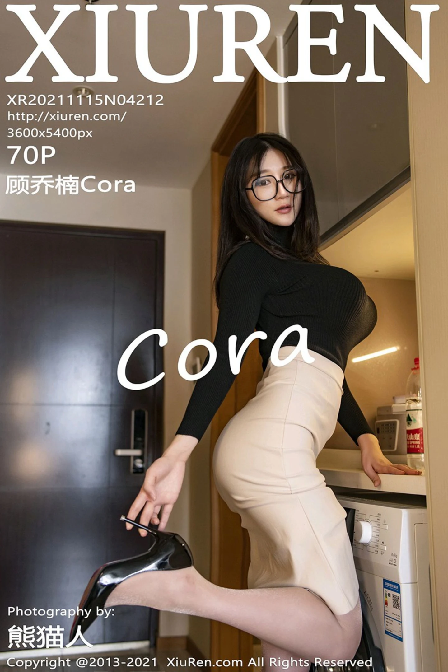 [XiuRen秀人网]No.4212_御姐顾乔楠Cora私房脱性感服饰露情趣内衣秀豪乳遮点诱惑写真70P-秀人网 - XiuRen.Space